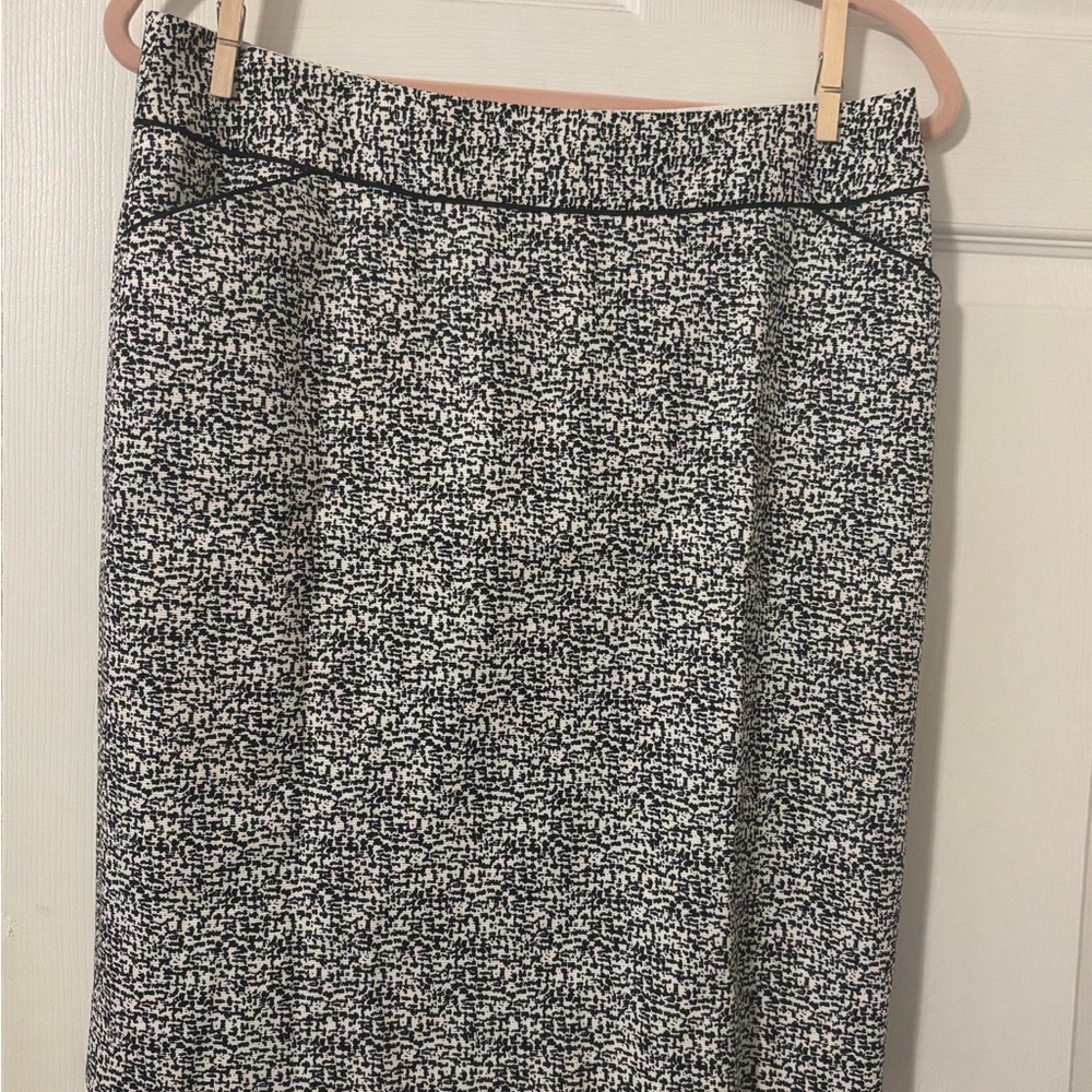 Etcetera Black and White Textured Pencil Skirt